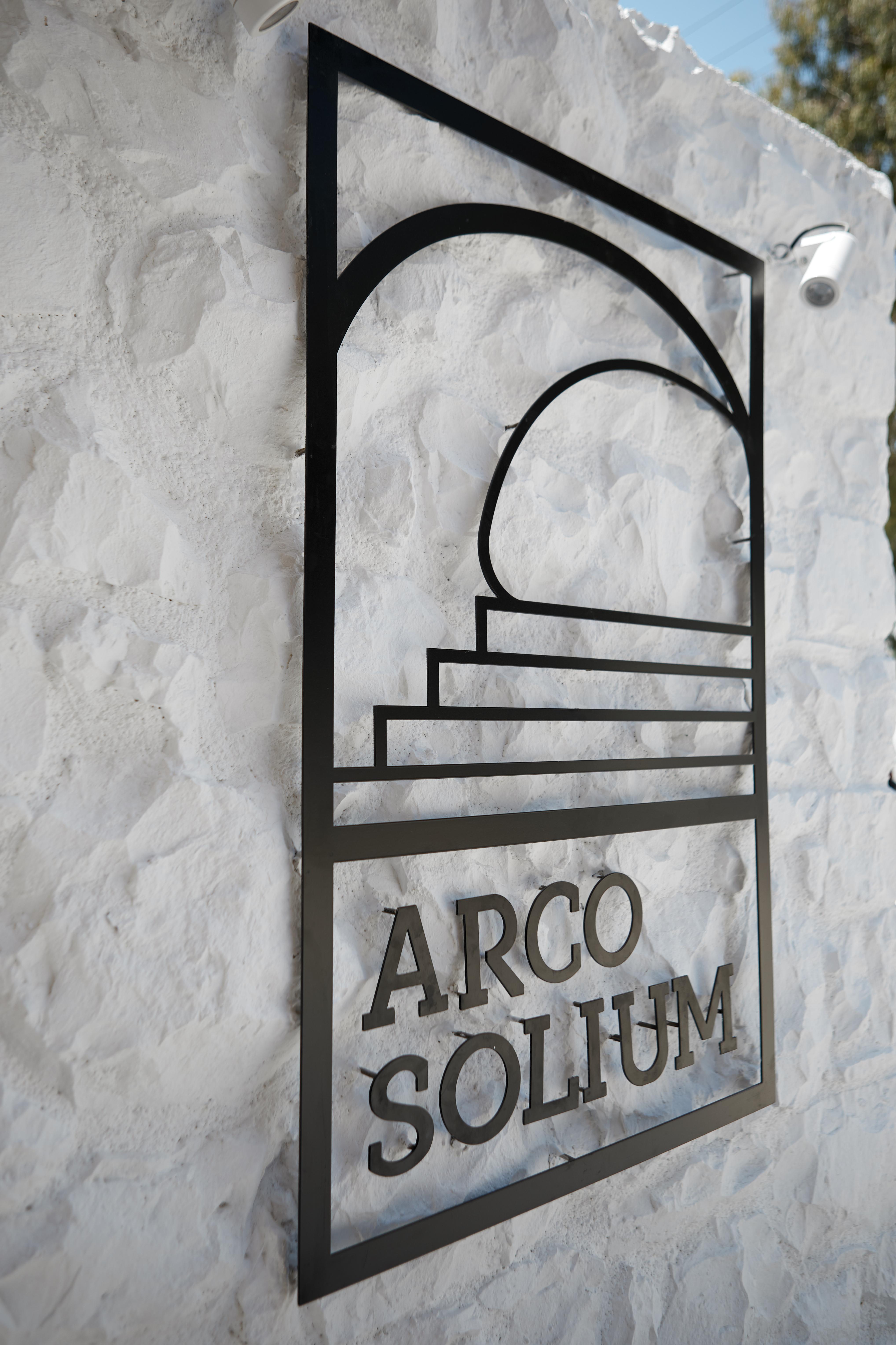 אדאמאס Arco Solium Suites מראה חיצוני תמונה